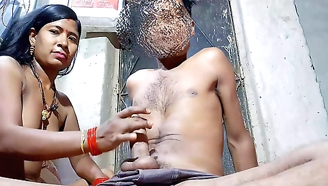 Indian hairy cunt video of hairy cunt and big dick