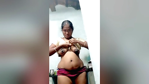 Indian teen in a round boobies changing clothes on a webcam