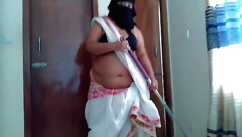 Indian girl fucks in her bedroom at the end of the night