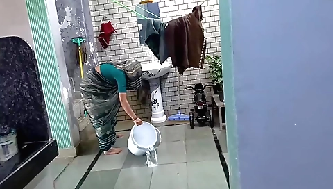 Indian hibhi with a tight pussy is getting fucked hard