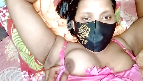 Indian beauty is getting her pussy fucked by her friends