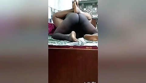 Indian sex video showing a gorgeous girl with a nice face