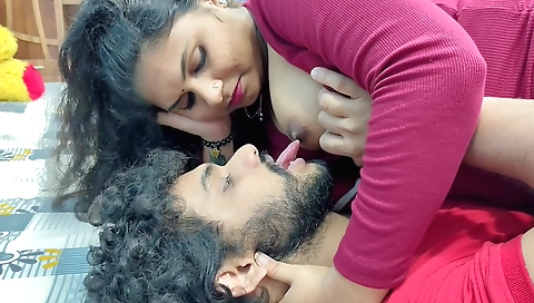 Mallu hot girl makes her boyfriend cum with her sexy dress