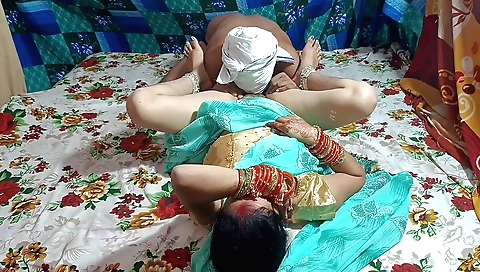 Indian milf 18+ fucks her husband and takes his dick deep