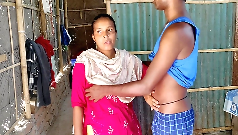 Bhabhi gets fucked in the anus by her stepdad in this hd video