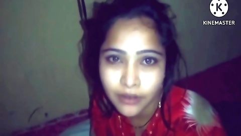 Indian teen plays her toys on the bed in amateur porn