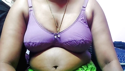 Indian girl with a nice round ass was caught having some fun