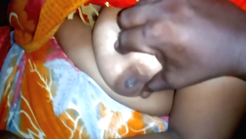 Indian girl in pink bikini gets a handjob from a guy