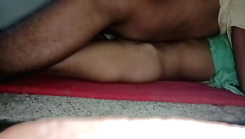 Indian babe is fucked on the webcam in a sexy manner