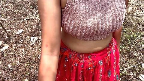 Indian girl with sexy ass is getting some benefits