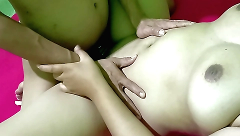 Indian teen with big boobs and sexy body in hd video