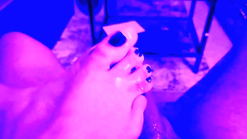 First step in foot fetish is fucking a hole on my small ones
