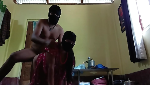 Big ass girl gets home and has fun with her boyfriend