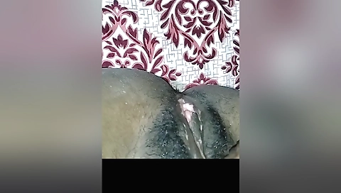 Amateur fuck video with hairy sex of indian young dude