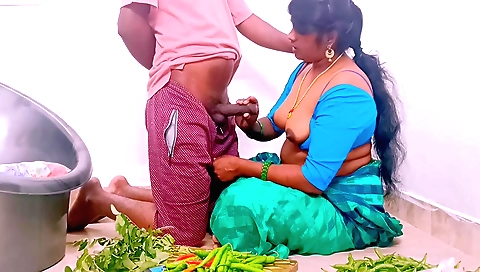 Indian bimbah gets her pussy pounded by stepbrother