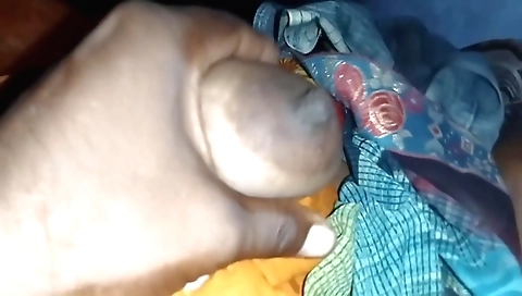 Indian teen has big pair of boobs and she gets her pussy fucked