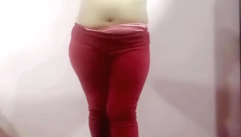 Indian beauties tight pussy is filled with a lot of juices
