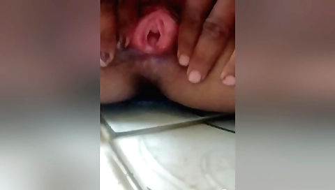 Sexy hairy girl shaves and squirts on her hairy pussy