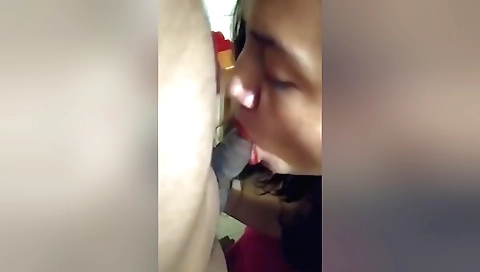 Indian brunette with a big booty in a homemade video