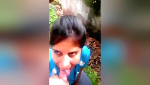 Indian babe with a pair of boobs and a perfect face