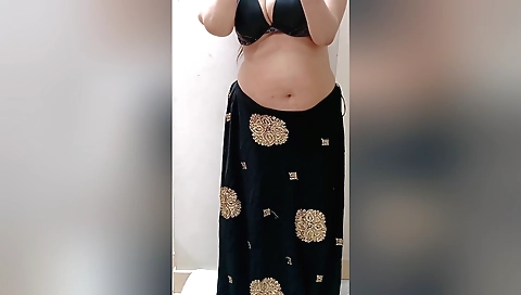 Indian hottie masturbating on bed and making out with stepmom