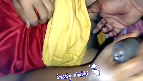 Amateur brunette handjob and blowjob in a blowjob video