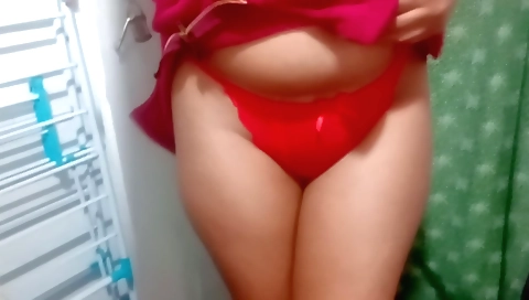 Srivali suri is playing with her body and enjoying