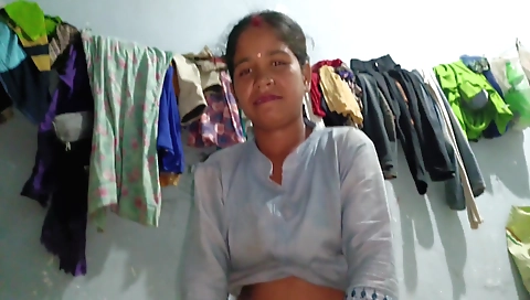 Indian brunette makes a porn video with her husband