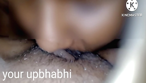 Indian mom with hairy pussy gets fucked in the bedroom