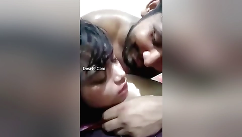 Indian brunette video clips her boyfriend fucking on a webcam