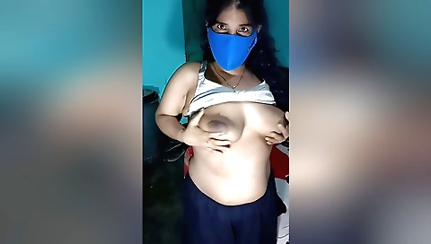 Solo video showing a sexy brunette 18+ in lingerie