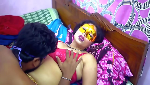 Desi Sonia bhabhi is a blonde who is always ready for hardcore sex