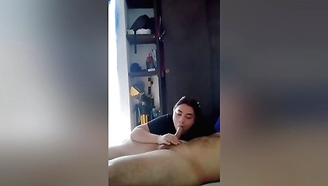 Brunette with natural curves in amateur webcam video