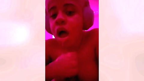 Teen girl sucks her lover and takes out his meaty hole
