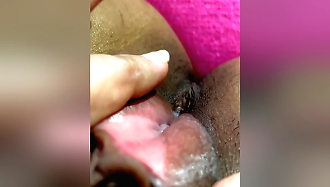 Indian bhabi masturbates with all her hands on her pussy