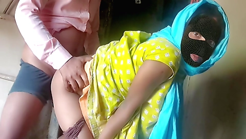 Indian teen gets on top of her lover in sexy video