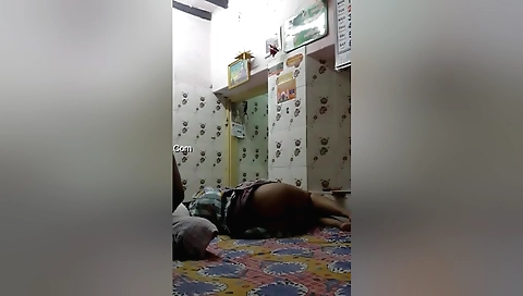 Indian amateur sex scene with a sexy girl and a guy