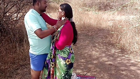 Indian brunette cheating on her husband in the jungle
