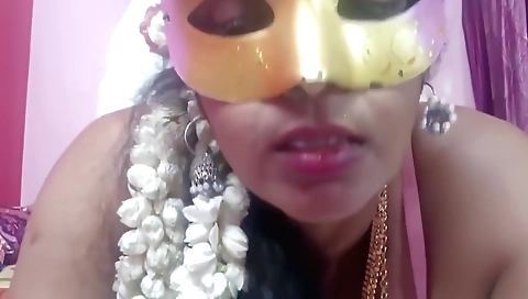 Indian girl fucks a tailoring man in amateur video