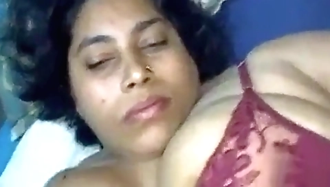Indian brunette babe fucks and gets cum after blowjob